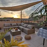 Апартамент Messembria